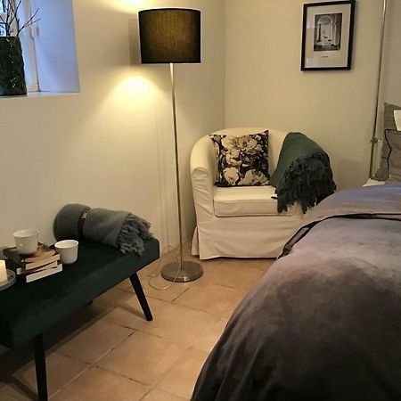 Special Offer,One Of Its Kind, Extremely Central In Herning, Danish Hosts, Extremely Clean, Very Quiet Street But A Stonethrough From Bars & Restaurants Appartement Buitenkant foto