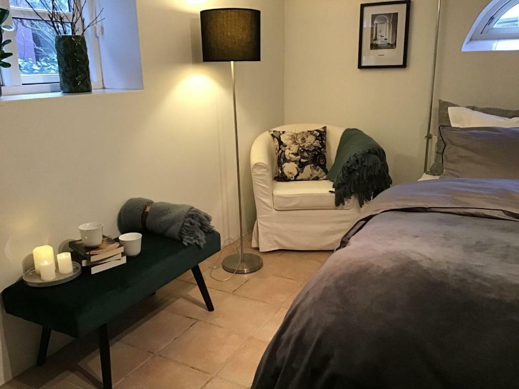 Special Offer,One Of Its Kind, Extremely Central In Herning, Danish Hosts, Extremely Clean, Very Quiet Street But A Stonethrough From Bars & Restaurants Appartement Buitenkant foto