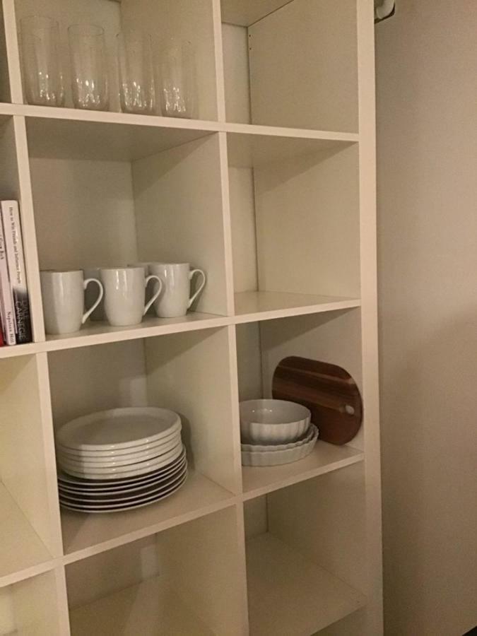 Special Offer,One Of Its Kind, Extremely Central In Herning, Danish Hosts, Extremely Clean, Very Quiet Street But A Stonethrough From Bars & Restaurants Appartement Buitenkant foto