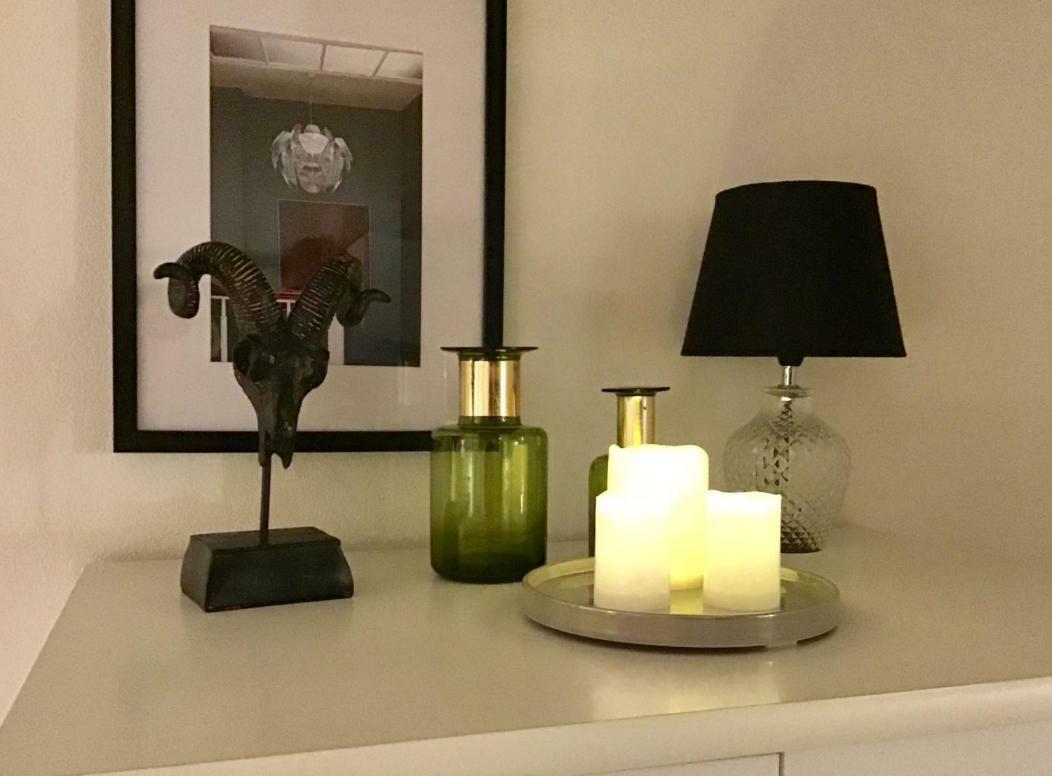 Special Offer,One Of Its Kind, Extremely Central In Herning, Danish Hosts, Extremely Clean, Very Quiet Street But A Stonethrough From Bars & Restaurants Appartement Buitenkant foto